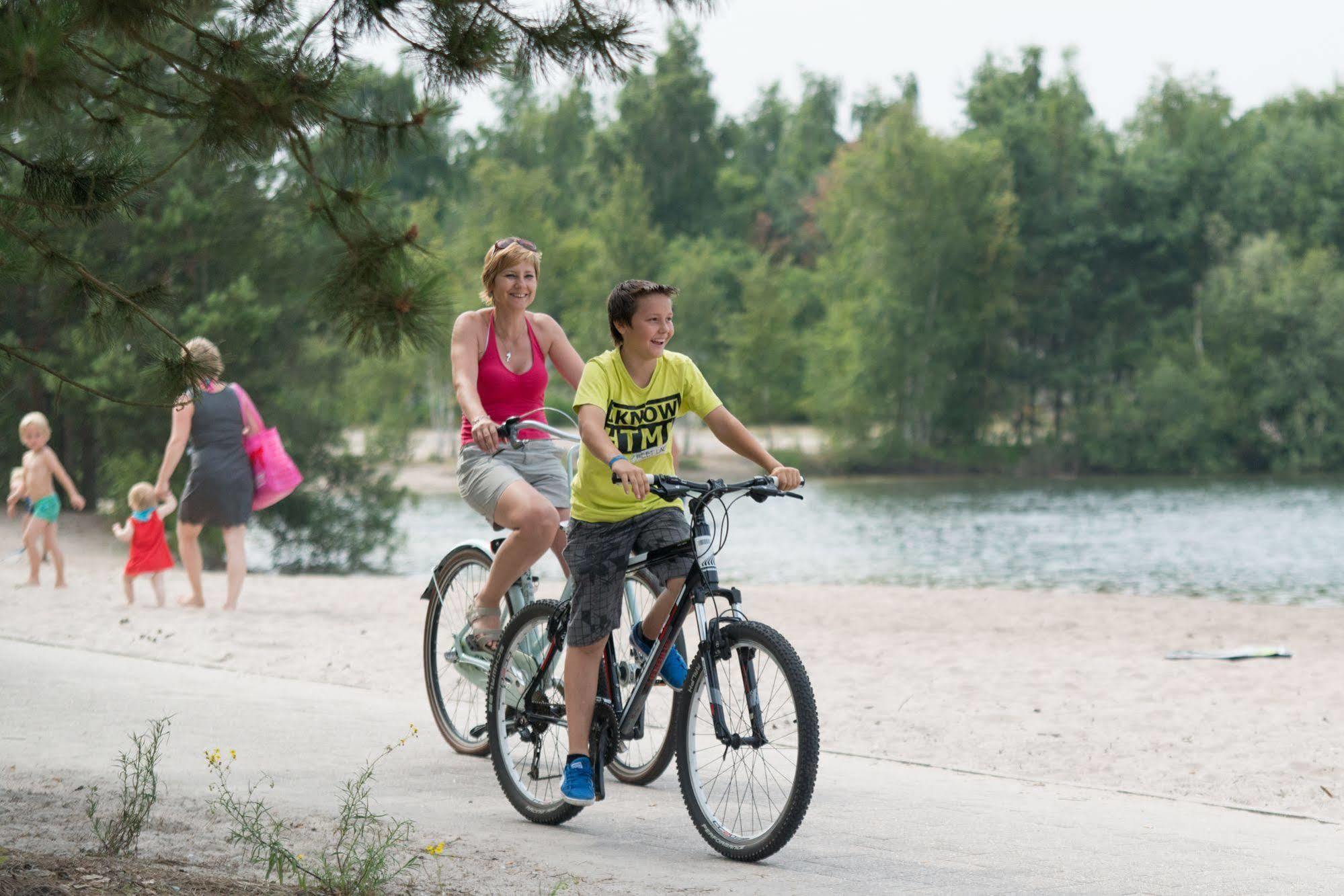 Sunparks Kempense Meren Hotel Мол Екстериор снимка